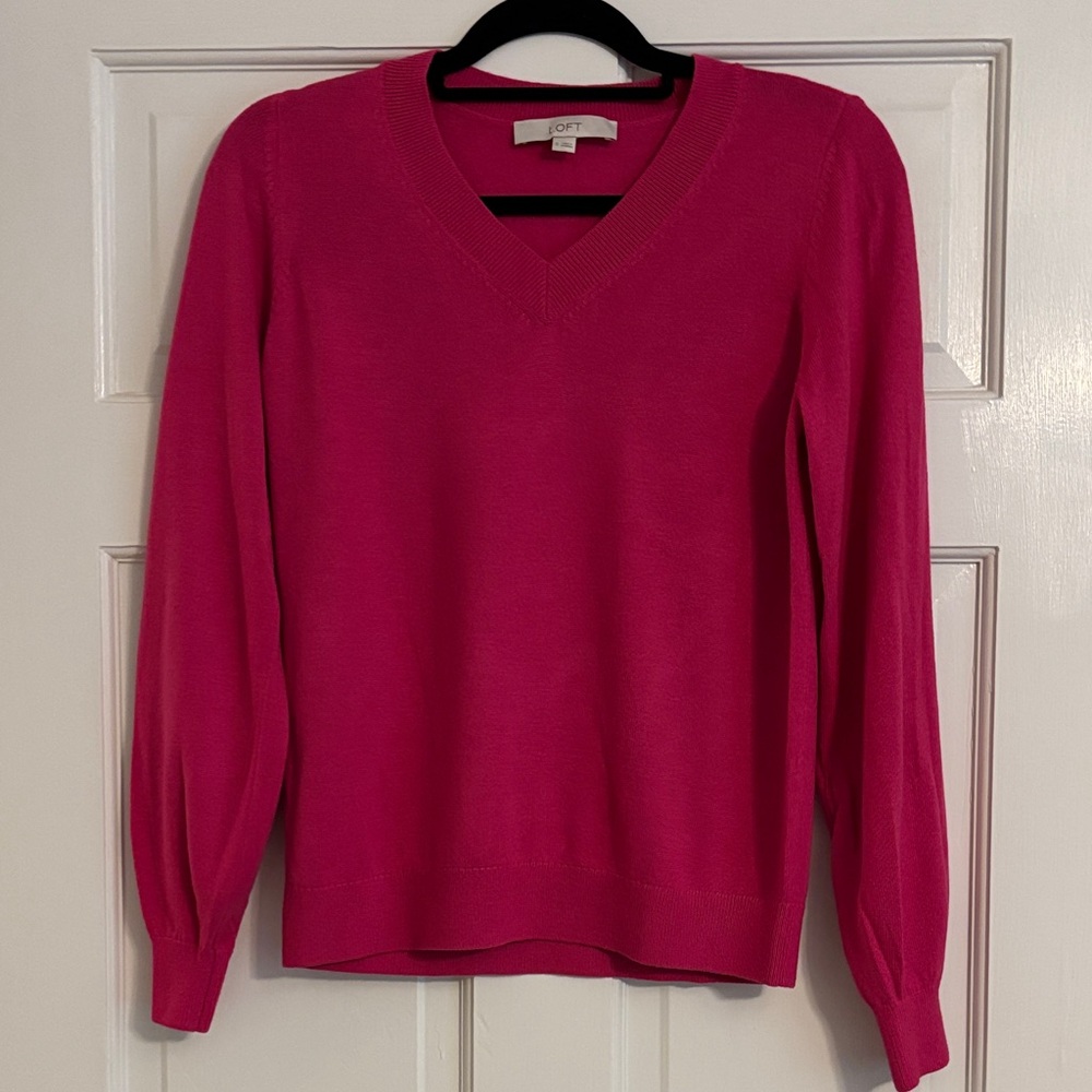 Ann Taylor Loft Women's Bright Pink V-Neck Sweater